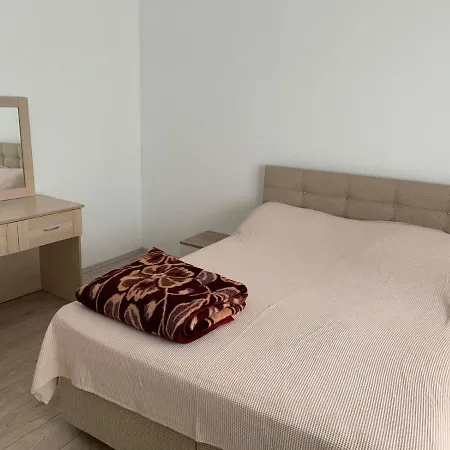Apartment Gumusluk Koyunbabada Denize Sifir Ev